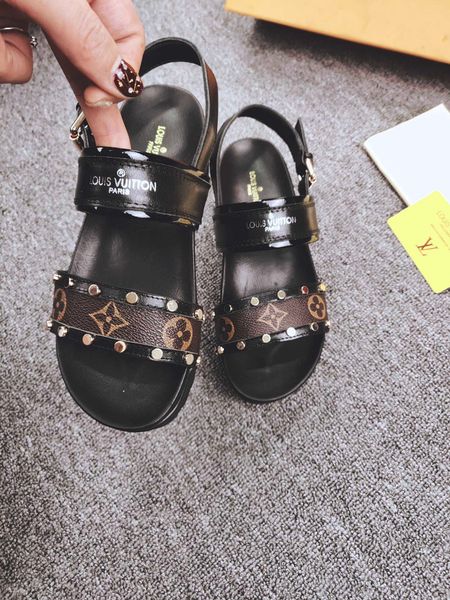 new french summer brand women's shoes leather platform high heel women's roman sandals ladies casual shoes 35-41 size 15354, Black
new french summer brand women's shoes leather platform high heel women's roman sandals ladies casual shoes 35-41 size 15354, Black