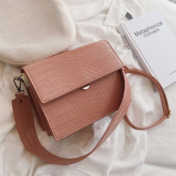 женщин ретро рельефный малый квадрат сумка широкий плечевой ремень плеча crossbody сумка кошелек mujer mochila feminina # 35
женщин ретро рельефный малый квадрат сумка широкий плечевой ремень плеча crossbody сумка кошелек mujer mochila feminina # 35