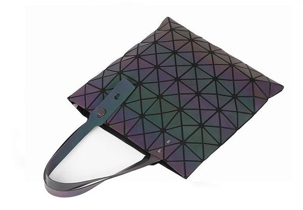 geometric handbag bag fashion wild new 2021 rhombic luminous tide shoulder folding women's matte bag shopping grous, Red;black
geometric handbag bag fashion wild new 2021 rhombic luminous tide shoulder folding women's matte bag shopping grous, Red;black
