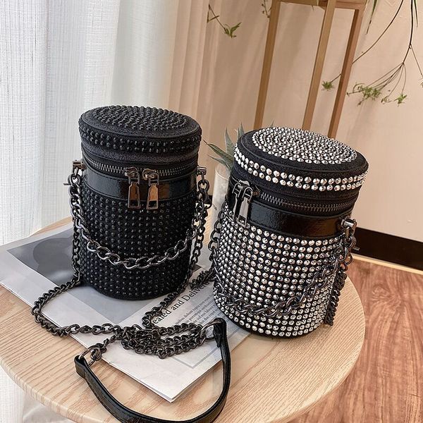 2020 new aw rhinestone king diamond bag portable full diamond small bag armpit portable oblique diamond bucket bag
2020 new aw rhinestone king diamond bag portable full diamond small bag armpit portable oblique diamond bucket bag