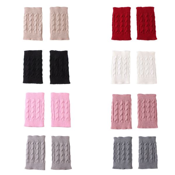 1 pair winter thick warm knitted leg warmers socks boot cover stripe for women lace stretch boot leg cuffs boot socks, Black;white
1 pair winter thick warm knitted leg warmers socks boot cover stripe for women lace stretch boot leg cuffs boot socks, Black;white