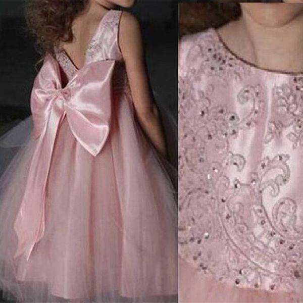 sweet pink tulle flower girls dresses for weddings with bow flower backless lace applique beaded communion kids gowns, Red;yellow
sweet pink tulle flower girls dresses for weddings with bow flower backless lace applique beaded communion kids gowns, Red;yellow
