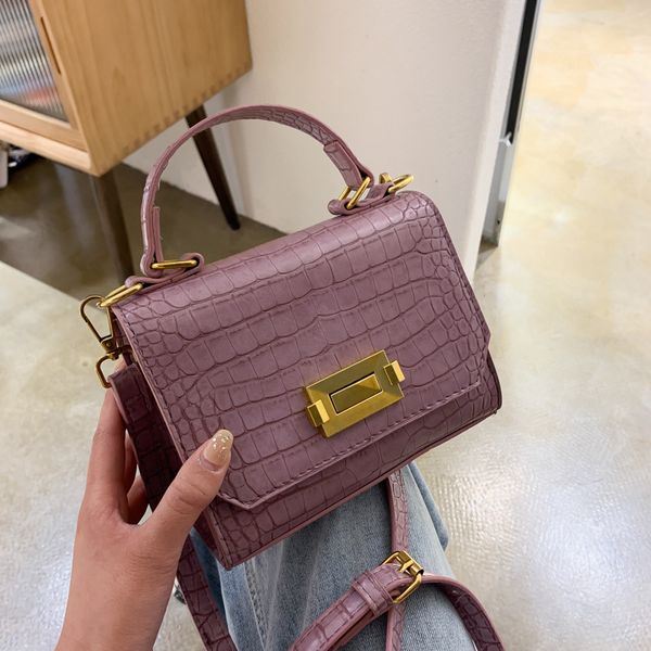 textured small bag female 2020 new wave korean version of the wild stone pattern portable crossbody bag small square
textured small bag female 2020 new wave korean version of the wild stone pattern portable crossbody bag small square