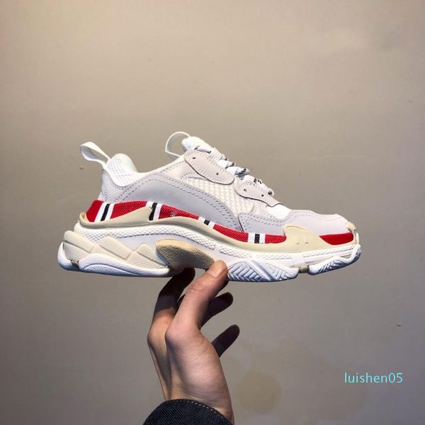 2020 fashion casual shoes 17fw triple-s dad for men's women black sports designer triple s shoes size 36-45 l05
2020 fashion casual shoes 17fw triple-s dad for men's women black sports designer triple s shoes size 36-45 l05