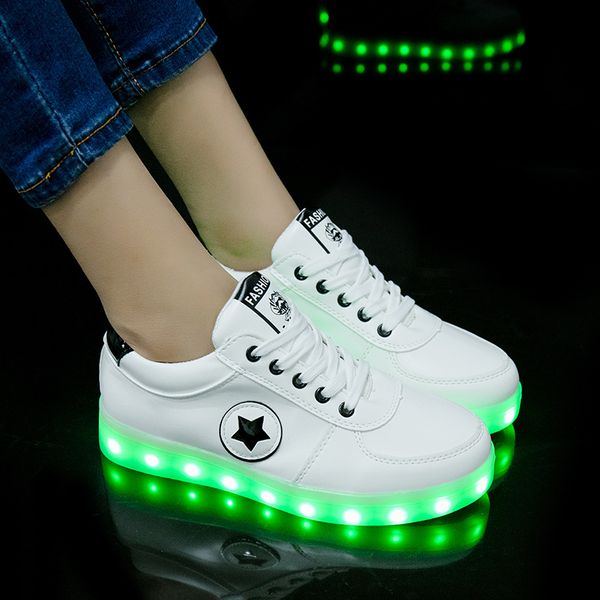 size 27-40 fashion good children led glowing luminous sneakers with light up shoes for kids boys girls baskets led slippers 36, Black;red
size 27-40 fashion good children led glowing luminous sneakers with light up shoes for kids boys girls baskets led slippers 36, Black;red