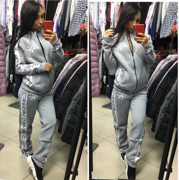 cotton blend women tracksuits solid color hooded suit hoodies with jogger pants casual wear 2pcs costume, Gray
cotton blend women tracksuits solid color hooded suit hoodies with jogger pants casual wear 2pcs costume, Gray