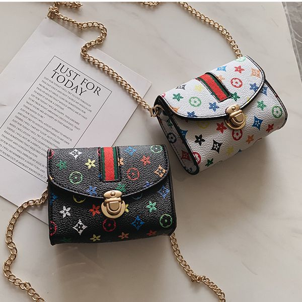 Hot 2019 children bag retro girl princess fashion Messenger bag new cute little girl mini shoulder bag
Hot 2019 children bag retro girl princess fashion Messenger bag new cute little girl mini shoulder bag