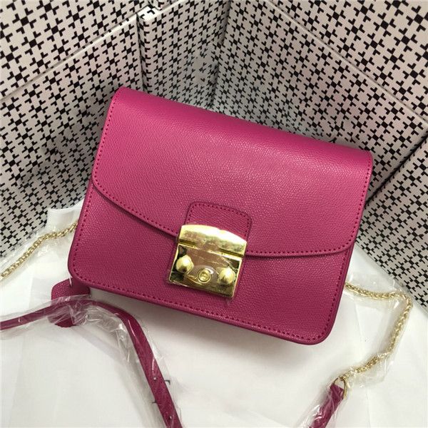 new fashion everyday joker leather messenger bag casual girl shoulder bag solid color classic small square bag
new fashion everyday joker leather messenger bag casual girl shoulder bag solid color classic small square bag
