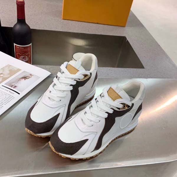 2020 new luxury leather casual shoes women designer sneakers genuine leather fashion mixed color outdoor shoes original box, Black
2020 new luxury leather casual shoes women designer sneakers genuine leather fashion mixed color outdoor shoes original box, Black