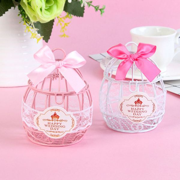 Wedding favor and gift candy box european creative iron romantic bird cage candy box cute ribbon metal gift box wedding decor
Wedding favor and gift candy box european creative iron romantic bird cage candy box cute ribbon metal gift box wedding decor