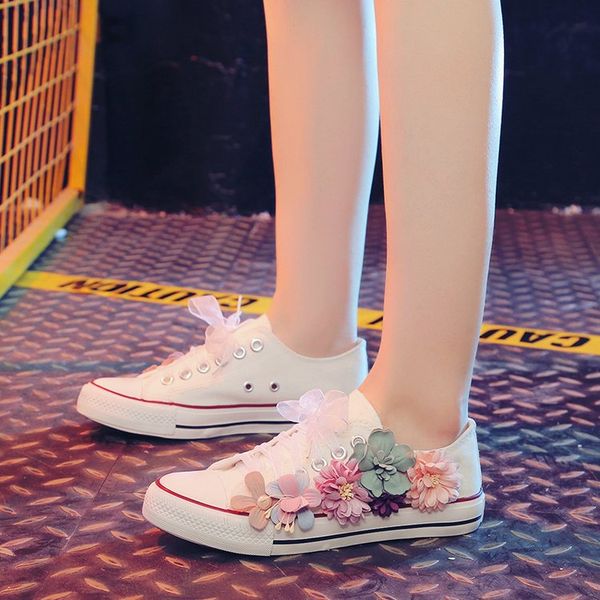 youth trend 2019 autumn new hand-made flower fashion casual canvas shoes white flat with white shoes e146, Black
youth trend 2019 autumn new hand-made flower fashion casual canvas shoes white flat with white shoes e146, Black