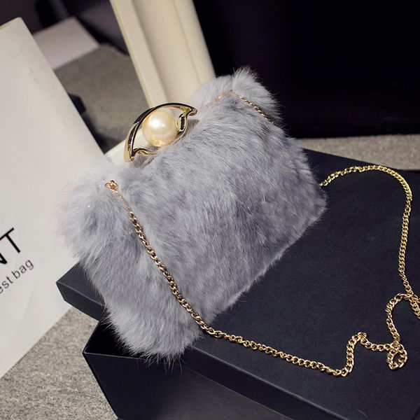 2019 fall and winter rabbit hair pearl chain shoulder bag fashion women dinner clutch bag cross body evening bag
2019 fall and winter rabbit hair pearl chain shoulder bag fashion women dinner clutch bag cross body evening bag