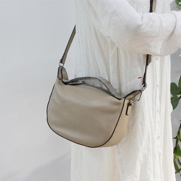 women summer novelty genuine leather small one shoulder bag for female cowhide fashion crossbody messenger bag
women summer novelty genuine leather small one shoulder bag for female cowhide fashion crossbody messenger bag