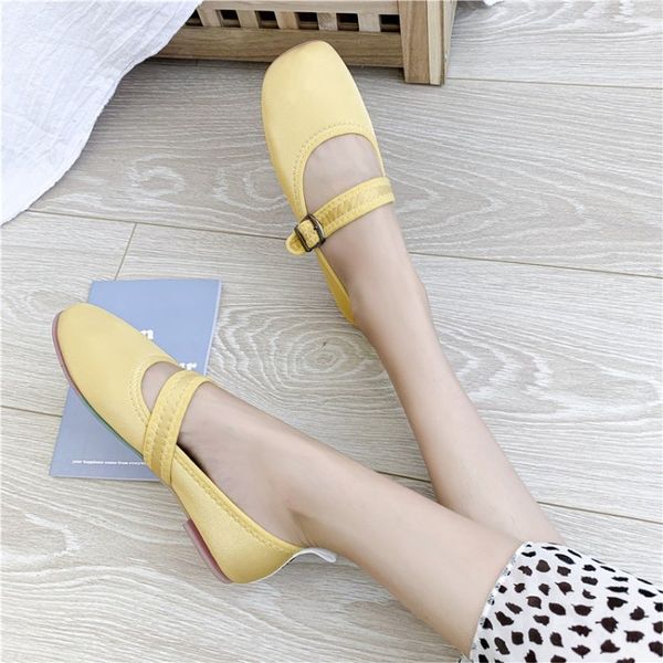 new style soft leather bellet flats square toe buckle shallow colors shoes woman spring autumn casual flat dancing shoes j16-38, Black
new style soft leather bellet flats square toe buckle shallow colors shoes woman spring autumn casual flat dancing shoes j16-38, Black