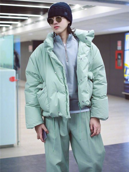 high street men male oversize down jacket white duck luxury down coat fashionable runway overcoat, Black
high street men male oversize down jacket white duck luxury down coat fashionable runway overcoat, Black