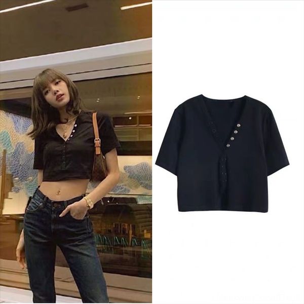2020 star lisa yuan shanshan black jacket v-neck button short navel short jacket short-sleeved t-shirt female, White
2020 star lisa yuan shanshan black jacket v-neck button short navel short jacket short-sleeved t-shirt female, White
