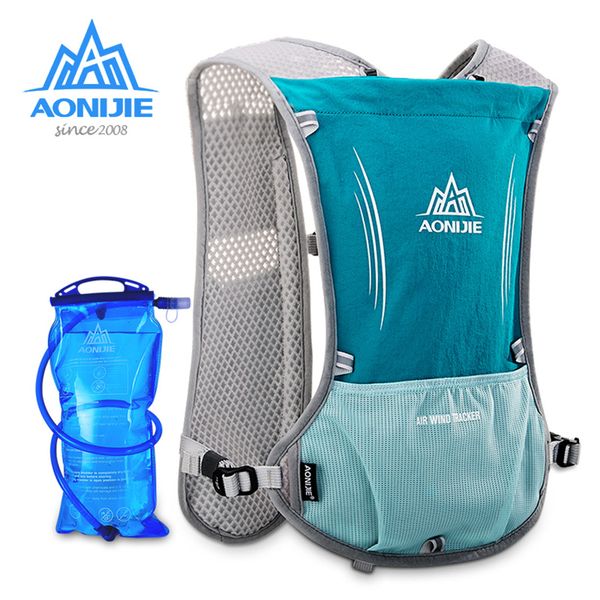 aonijie 5l lightweight running bags backpack outdoor sports trail racing marathon hiking bag hydration vest pack 1.5l water bag
aonijie 5l lightweight running bags backpack outdoor sports trail racing marathon hiking bag hydration vest pack 1.5l water bag