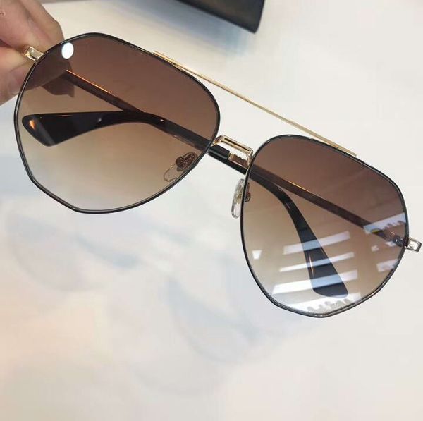 2066 metal gold pilot sunglasses brown shaded with star sun glasses designer sunglasses brand new with box, White;black
2066 metal gold pilot sunglasses brown shaded with star sun glasses designer sunglasses brand new with box, White;black