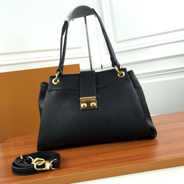 new fashion designer luxury women bags shoulder bags crossbody bag handbags high-quality leather fall winter show catwalk 66822
new fashion designer luxury women bags shoulder bags crossbody bag handbags high-quality leather fall winter show catwalk 66822