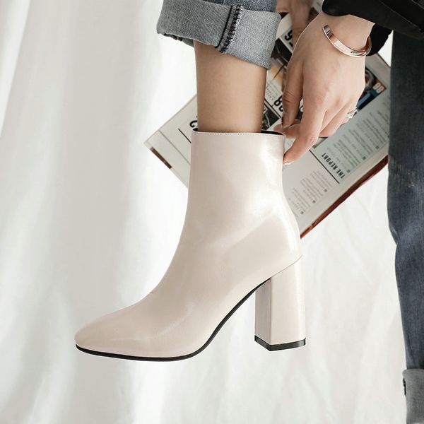 2019 autumn women faux leather super high heel ankle fashion square toe zipper winter boots black white ly191224
2019 autumn women faux leather super high heel ankle fashion square toe zipper winter boots black white ly191224