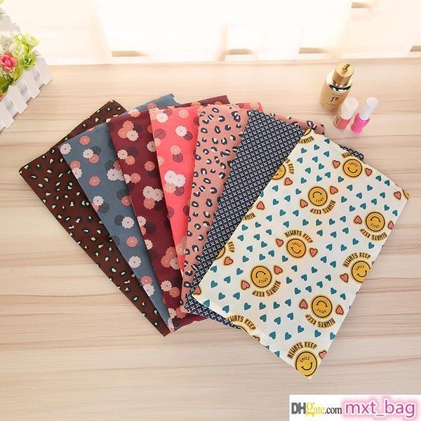 the new women s cloth art make-up bag handbag factory new finishing receive function women travel makeup case
the new women s cloth art make-up bag handbag factory new finishing receive function women travel makeup case