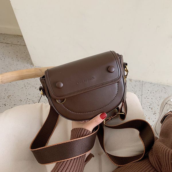 bag women 2019 new fashion texture retro saddle bag with wide shoulder strap letter single shoulder messenger
bag women 2019 new fashion texture retro saddle bag with wide shoulder strap letter single shoulder messenger