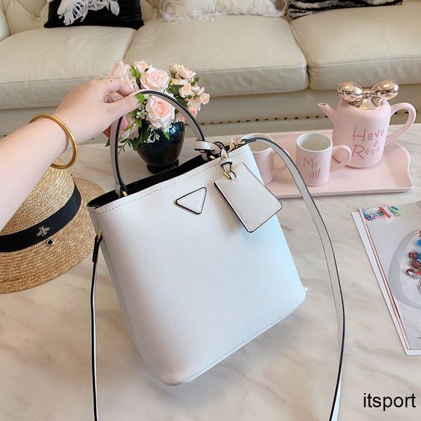 luxury alligatorbucket bag designer handbags shoulder bags real leather totes women messenger bags crossbody bag purse 23cm bag
luxury alligatorbucket bag designer handbags shoulder bags real leather totes women messenger bags crossbody bag purse 23cm bag