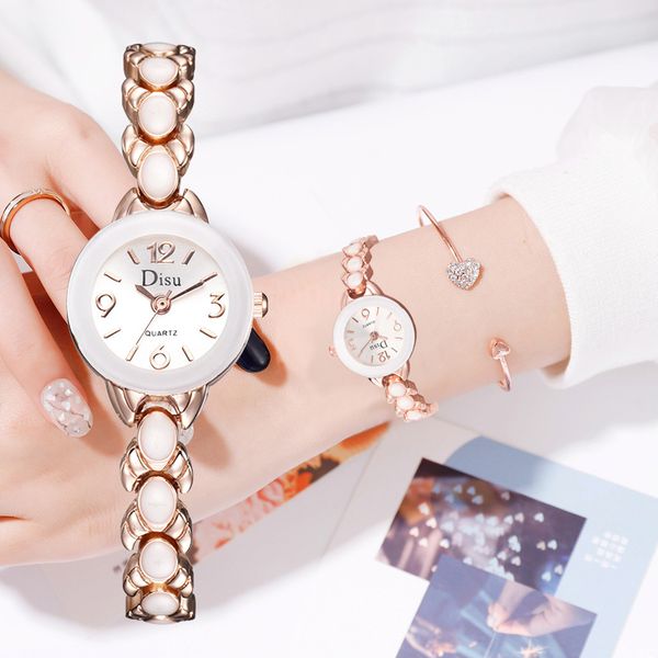 2019 new steel belt ladies watch classic bracelet watch ladies shi ying, Slivery;brown
2019 new steel belt ladies watch classic bracelet watch ladies shi ying, Slivery;brown