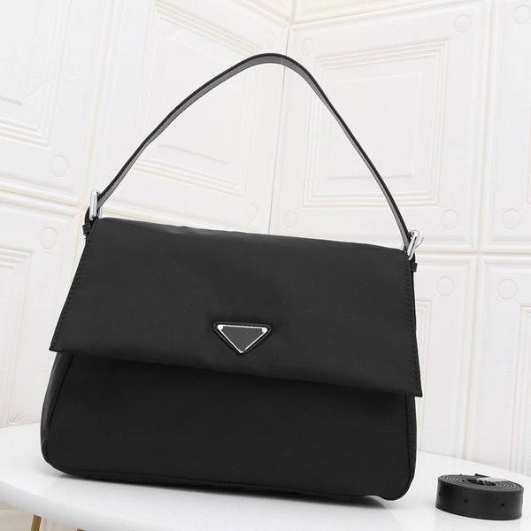 дизайнер crossbody сумка дизайнер кошелек дизайнерских сумки нового бренд мода горячего плечо сбывания мешок женщина нейлон plain закрылки ч
дизайнер crossbody сумка дизайнер кошелек дизайнерских сумки нового бренд мода горячего плечо сбывания мешок женщина нейлон plain закрылки ч