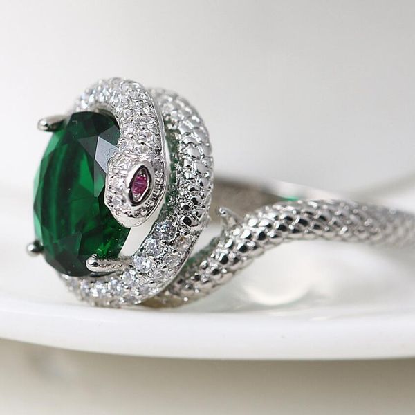 jewelry famous movie rings green zircon snake shape rings for women special fashion of shipping, Golden;silver
jewelry famous movie rings green zircon snake shape rings for women special fashion of shipping, Golden;silver