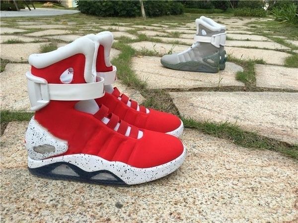 2019 new designer air mag back to the future fashion brand sneakers mens women luxury running led lighting trainers with box outdoor shoes
2019 new designer air mag back to the future fashion brand sneakers mens women luxury running led lighting trainers with box outdoor shoes