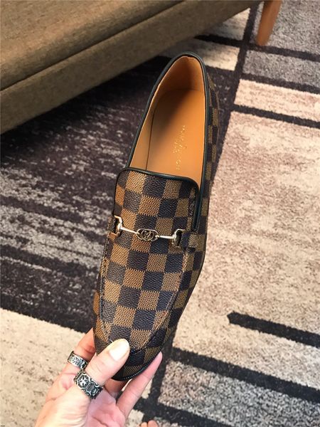 19ss british luxury designers men shining rhineston flats shoes 2019 male wedding dress homecoming prom formal shoes christmas dance, Black
19ss british luxury designers men shining rhineston flats shoes 2019 male wedding dress homecoming prom formal shoes christmas dance, Black