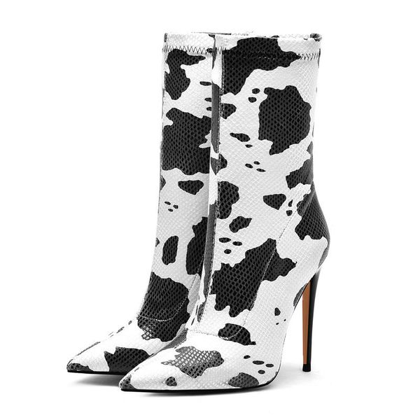 boots 2021 women stretch fashion slip on print pointed toe ankle woman thin high heel autumn milk color, Black
boots 2021 women stretch fashion slip on print pointed toe ankle woman thin high heel autumn milk color, Black
