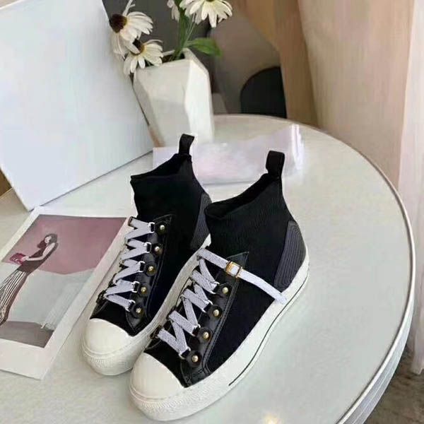 2019 velvet black womens casual shoes beautiful platform casual sneakers luxury designers shoes leather solid colors trainer
2019 velvet black womens casual shoes beautiful platform casual sneakers luxury designers shoes leather solid colors trainer