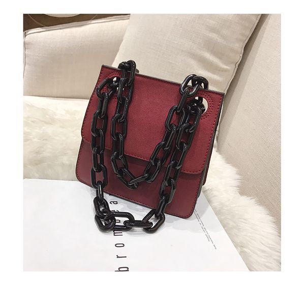 ins super fire small bag female 2019 new fashion handbags port wind retro matte chain messenger bag shoulder bag
ins super fire small bag female 2019 new fashion handbags port wind retro matte chain messenger bag shoulder bag