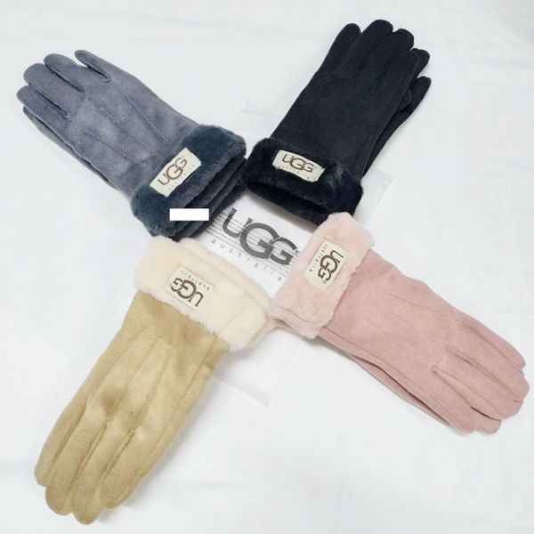 weather gloves luxury fashion women' brand gloves for winter and autumn cashmere mittens gloves with lovely fur ball outdoor sport war, Blue;gray
weather gloves luxury fashion women' brand gloves for winter and autumn cashmere mittens gloves with lovely fur ball outdoor sport war, Blue;gray