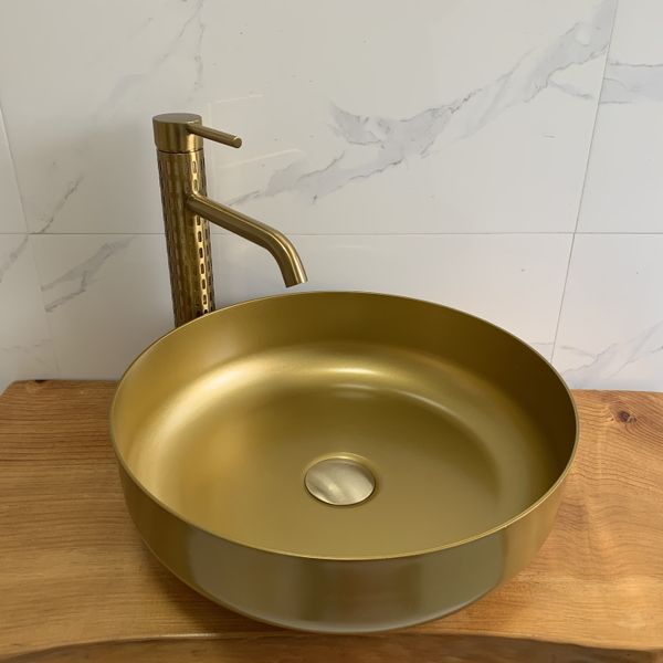 nordic style simple style 3mm thick stainless steel wash basin gold table basin wash basin countersink round bar sink
nordic style simple style 3mm thick stainless steel wash basin gold table basin wash basin countersink round bar sink