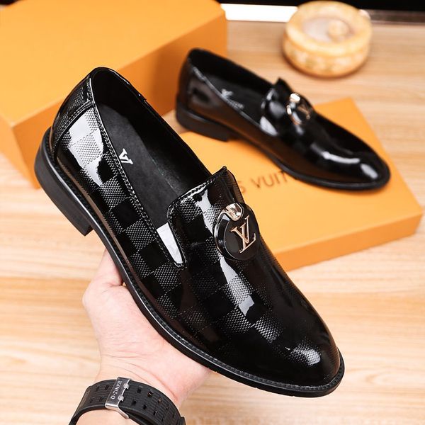 men's dress shoes fashion leather men business flat shoes black brown breathable men formal office working shoes big size 37-45
men's dress shoes fashion leather men business flat shoes black brown breathable men formal office working shoes big size 37-45