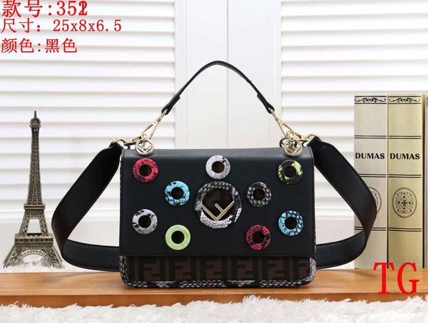 Womens Designer Satchel Purses Handbags Ladies PU Leather Tote Bags Zipper Shoulder Bags European and American Style A002
Womens Designer Satchel Purses Handbags Ladies PU Leather Tote Bags Zipper Shoulder Bags European and American Style A002
