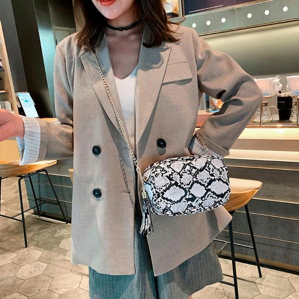 сумки для женщин 2020 змеи printed кисточки мешок плеча цепи pu кожа zip crossbody сумки роскошные сумки конструктора женщин
сумки для женщин 2020 змеи printed кисточки мешок плеча цепи pu кожа zip crossbody сумки роскошные сумки конструктора женщин