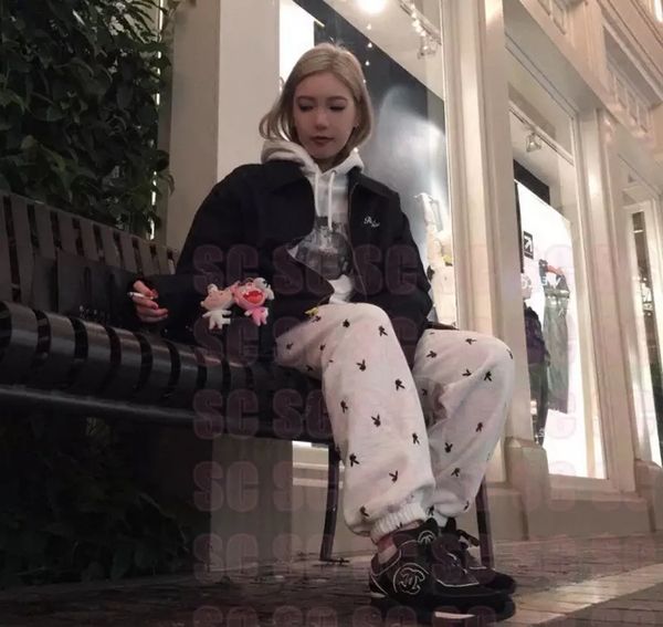 15fw playboy x box logo rabbit pant long pant jogger pant trou er fa hion men women couple fa hion port weatpant
15fw playboy x box logo rabbit pant long pant jogger pant trou er fa hion men women couple fa hion port weatpant