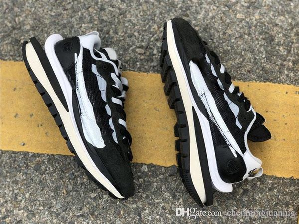 authentic sacai x pegasus vaporfly sp men running shoes black summit white pure platinum man sports sneakers with box
authentic sacai x pegasus vaporfly sp men running shoes black summit white pure platinum man sports sneakers with box