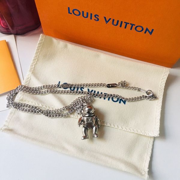 silver letter metal men women keychains with box fashion style accessories canvas leather gold key chain mp2222
silver letter metal men women keychains with box fashion style accessories canvas leather gold key chain mp2222