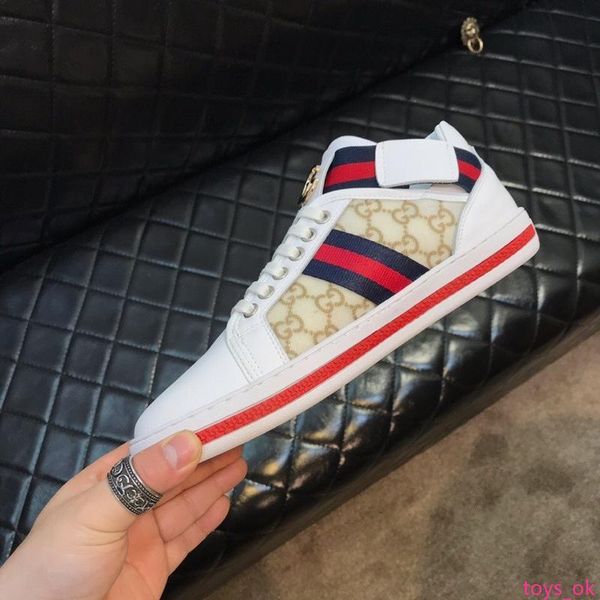 18ss new designer shoes python genuine leather mens shoes ace genuine leather flat luxury casual sneaker shoes men size 38-44
18ss new designer shoes python genuine leather mens shoes ace genuine leather flat luxury casual sneaker shoes men size 38-44