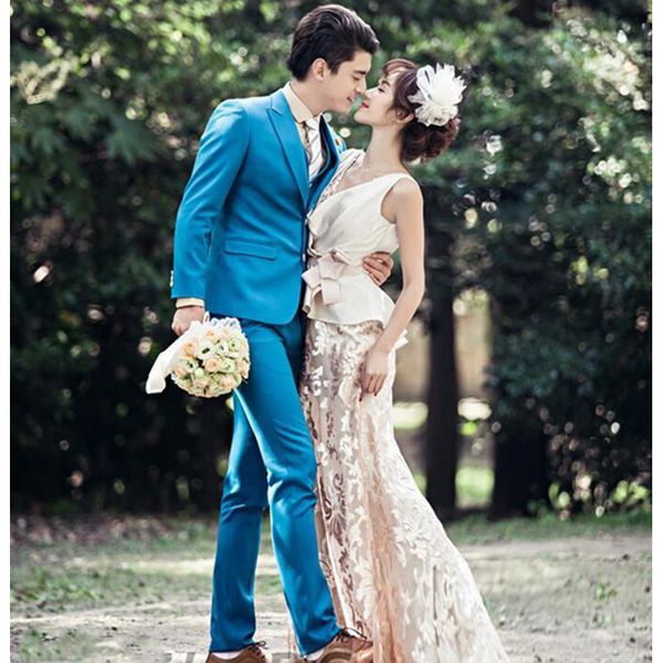 two buttons groomsmen peak lapel wedding groom tuxedos men suits wedding/prom/dinner man blazer(jacket+tie+vest+pants, Black;gray
two buttons groomsmen peak lapel wedding groom tuxedos men suits wedding/prom/dinner man blazer(jacket+tie+vest+pants, Black;gray