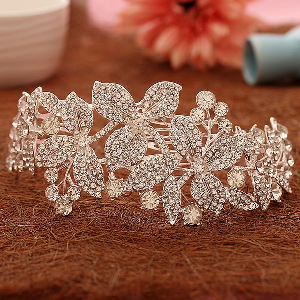 flowers bride hair accessories handmade wedding hair jewelry party crystal bridal starry rhinestone hair comb rhinestone tiara, White;golden
flowers bride hair accessories handmade wedding hair jewelry party crystal bridal starry rhinestone hair comb rhinestone tiara, White;golden