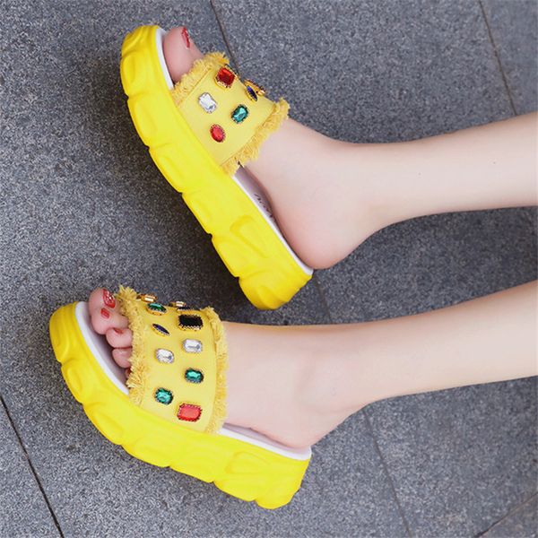 ladies yellow slippers platform fluorescent gemstone flip-flop platform increase height vacation beach pink white, Black
ladies yellow slippers platform fluorescent gemstone flip-flop platform increase height vacation beach pink white, Black