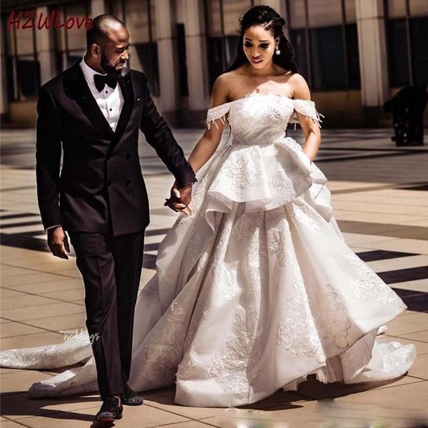 gorgeous wedding dresses african off the shoulder appliques lace tiered country plus size wedding gowns dubai long chapel train bridal dress, White
gorgeous wedding dresses african off the shoulder appliques lace tiered country plus size wedding gowns dubai long chapel train bridal dress, White
