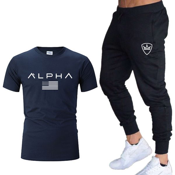 2020 brand sportswear men running sets jogging sport tracksuit fitness quick dry t shirt+shorts gym sports suits casual shirt, Black;blue
2020 brand sportswear men running sets jogging sport tracksuit fitness quick dry t shirt+shorts gym sports suits casual shirt, Black;blue