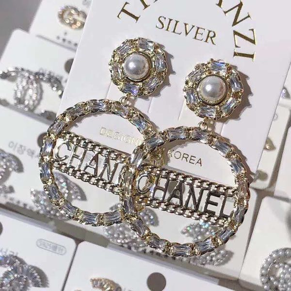 New tyle temperament brand earring fa hion exaggerated atmo phere dre dinner acce orie
New tyle temperament brand earring fa hion exaggerated atmo phere dre dinner acce orie